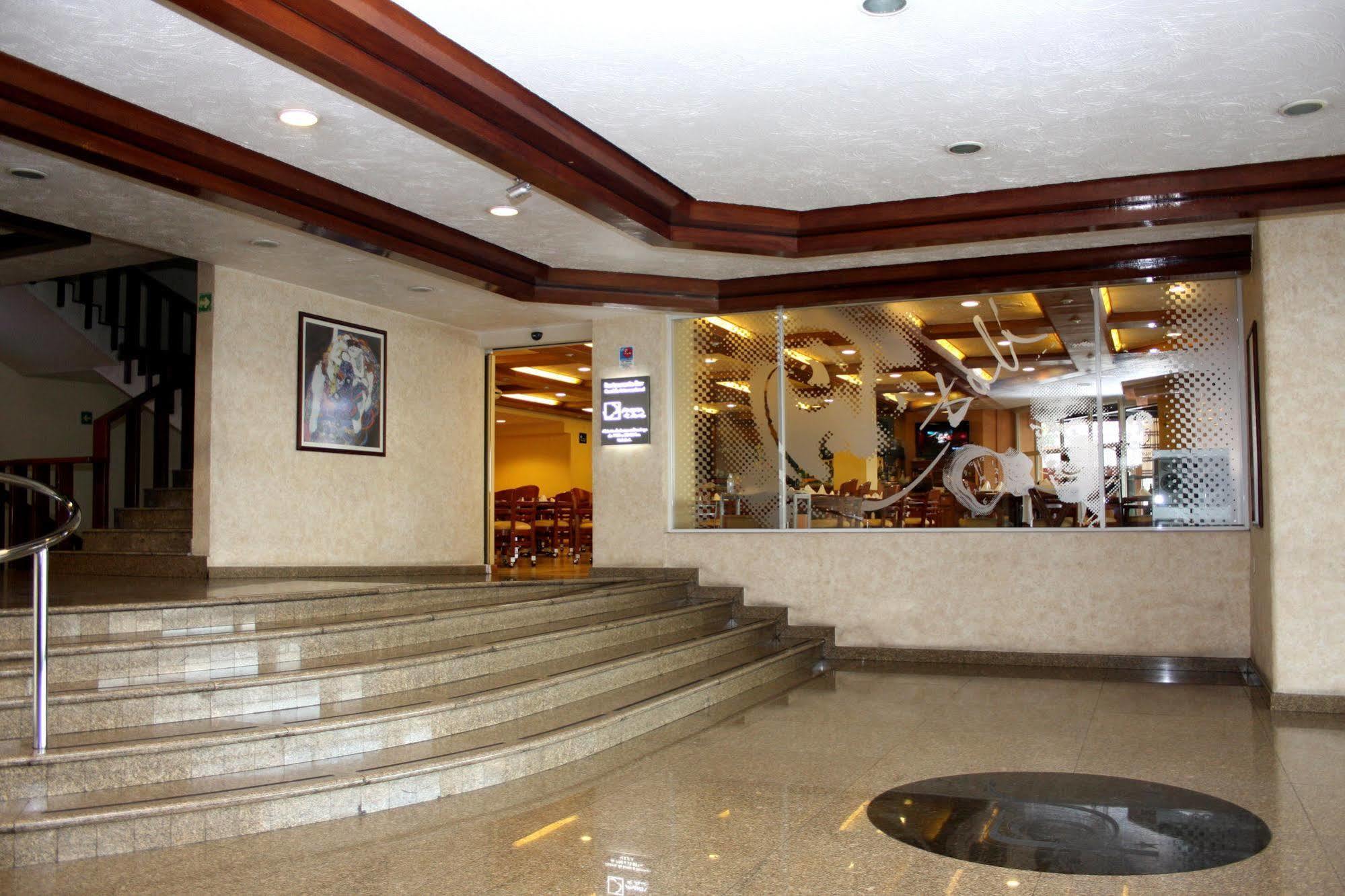 Hotel Parque Satelite Mexico
